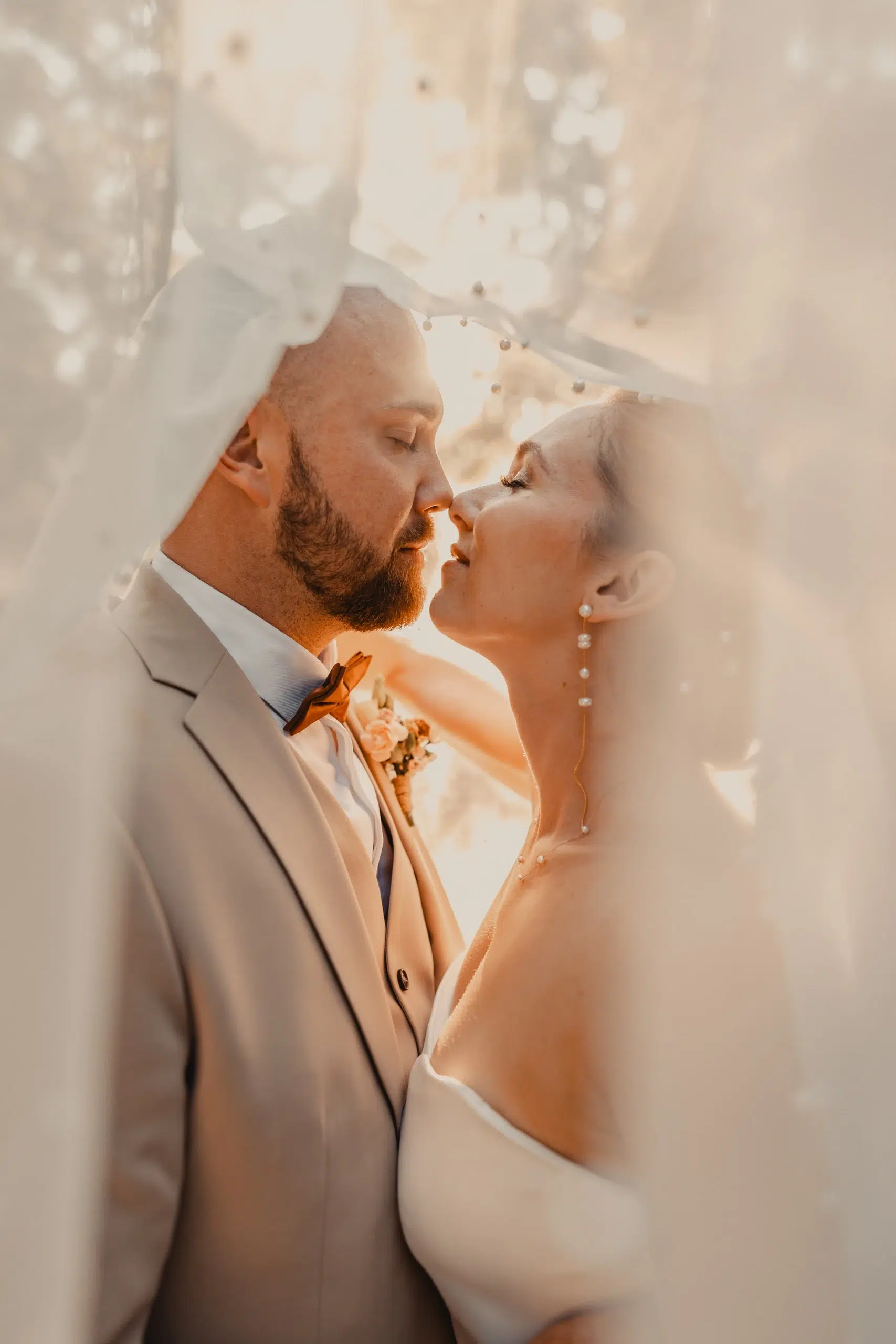 Mariage d'Estelle et Nicolas à l'hôtel Jenny - Hagenthal-le-Bas, Haut-Rhin, Alsace