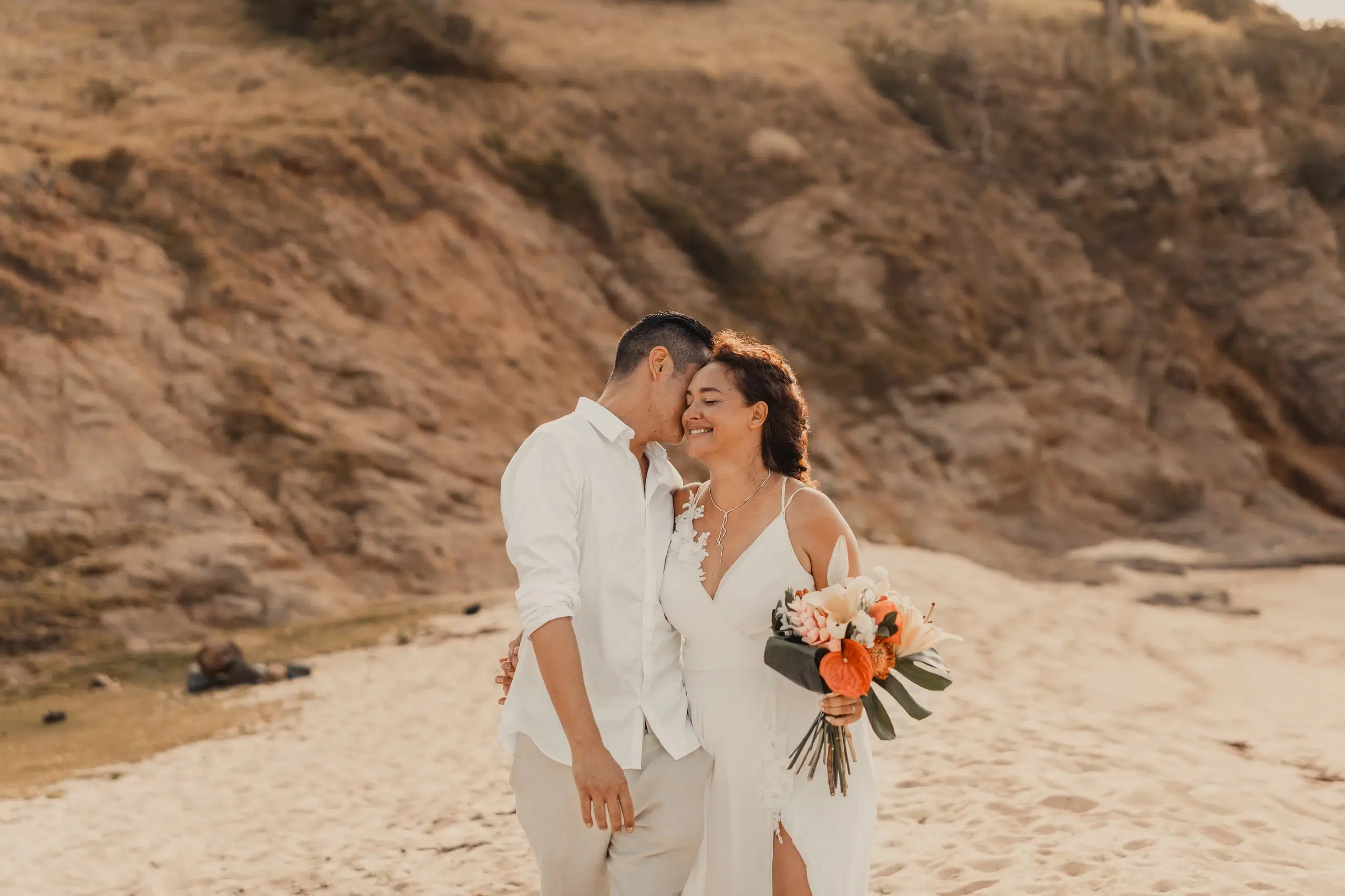 Mariage de Laetitia et Thomas sur la plage de Grand-Case - Saint-Martin, Île des Antilles françaises