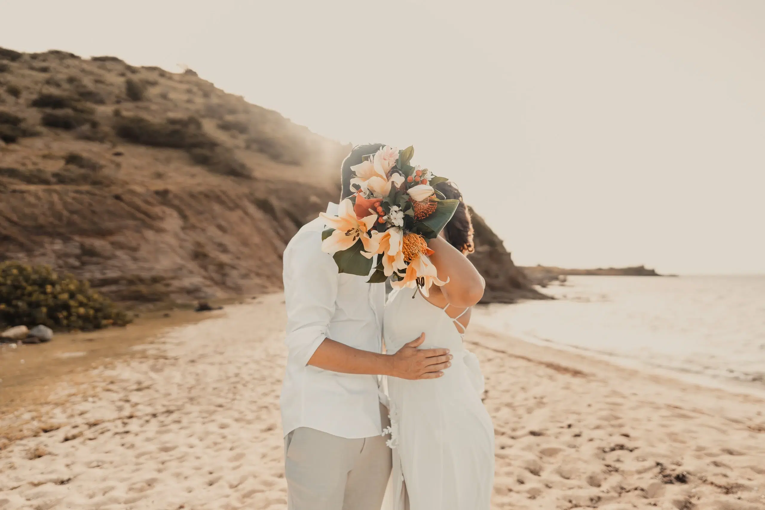Mariage de Laetitia et Thomas sur la plage de Grand-Case - Saint-Martin, Île des Antilles françaises