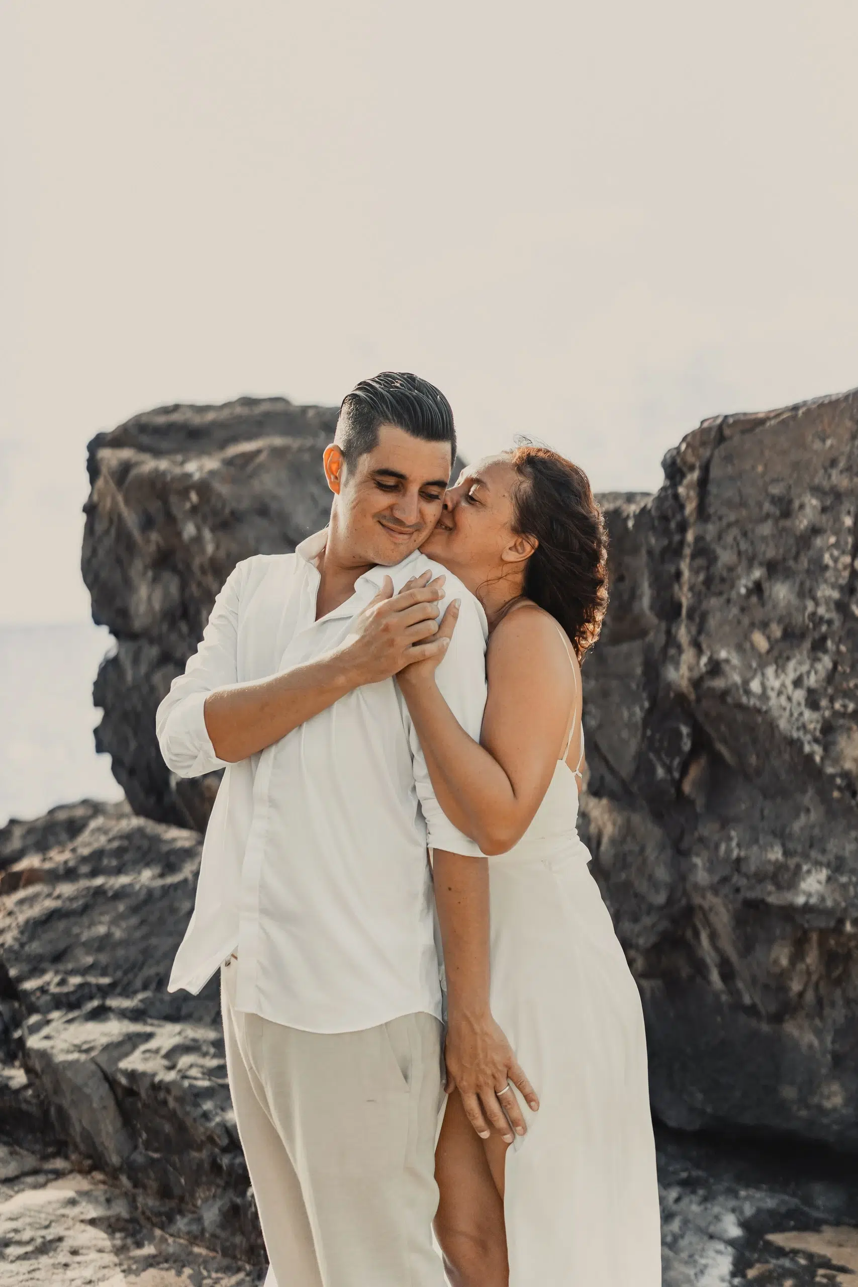Mariage de Laetitia et Thomas sur la plage de Grand-Case - Saint-Martin, Île des Antilles françaises