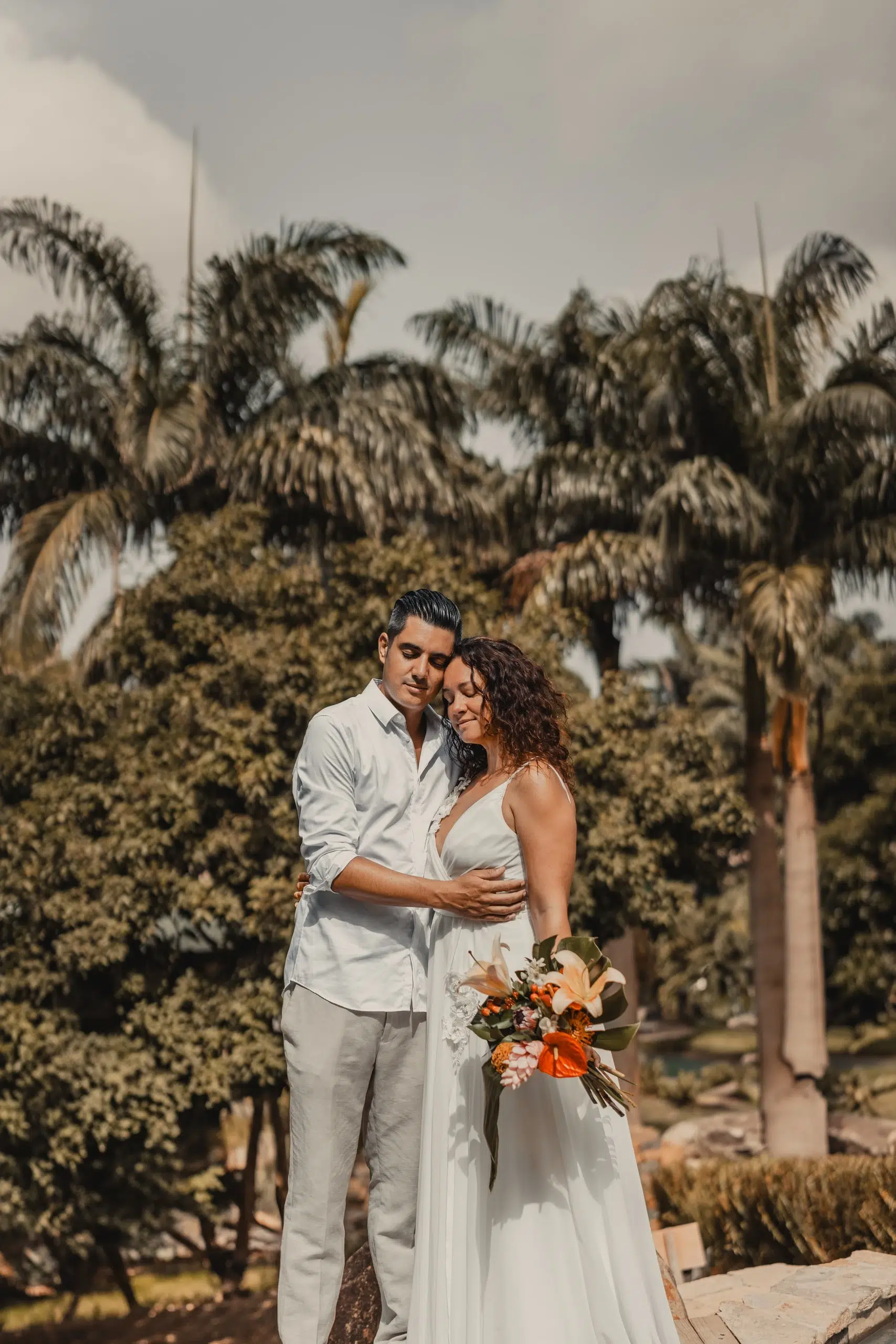 Mariage de Laetitia et Thomas sur la plage de Grand-Case - Saint-Martin, Île des Antilles françaises