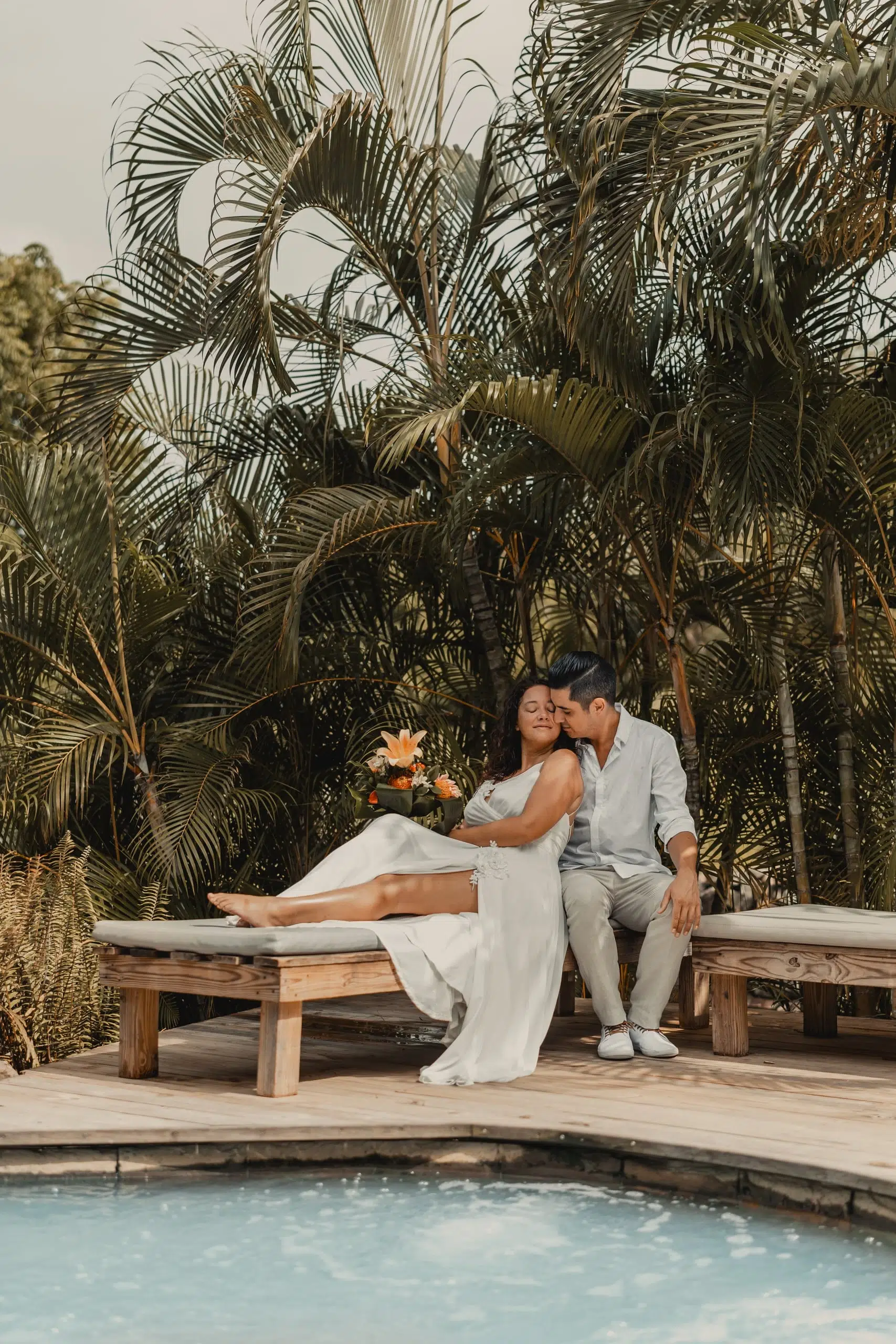 Mariage de Laetitia et Thomas sur la plage de Grand-Case - Saint-Martin, Île des Antilles françaises