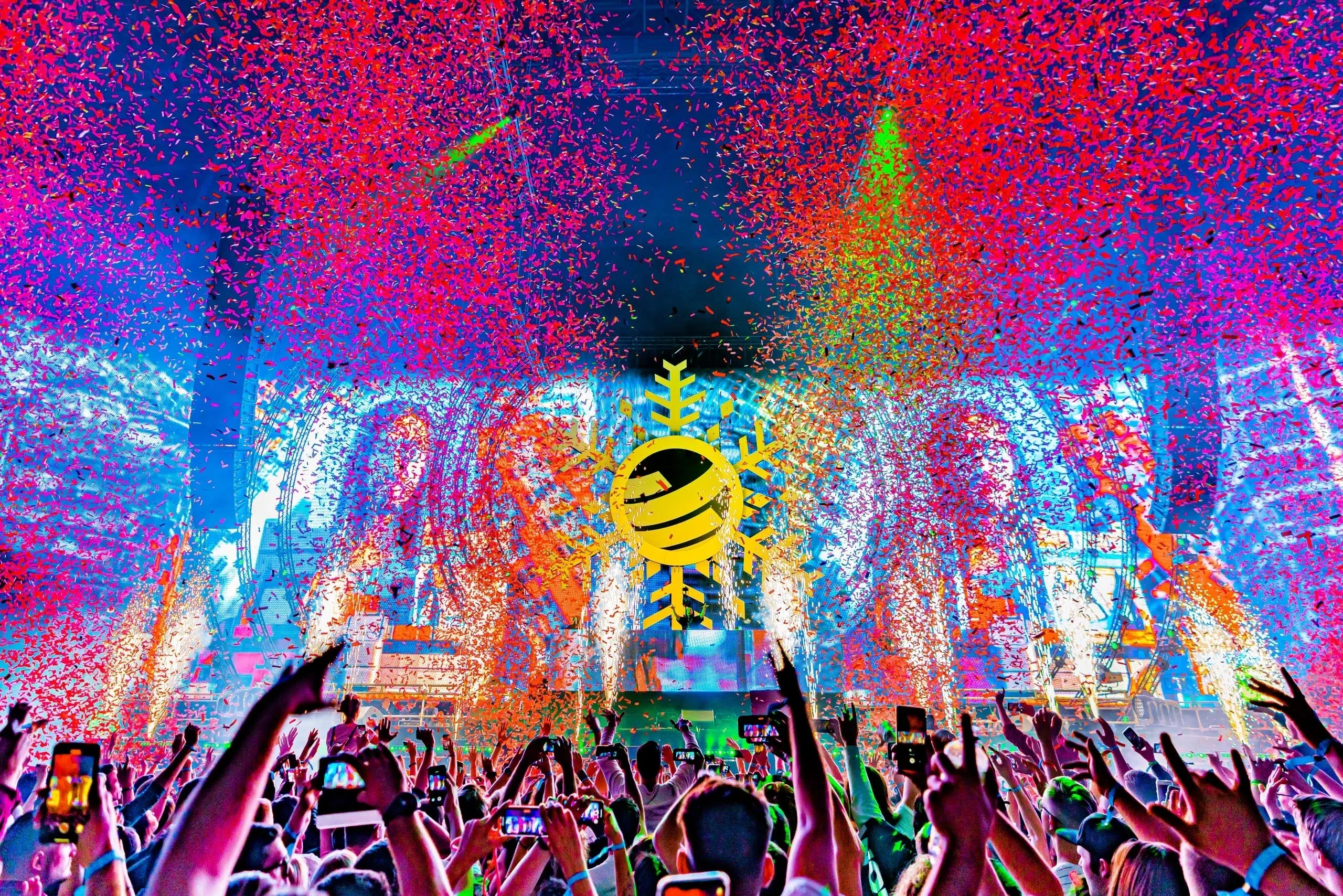 Reportage photo du DJ Steve Aoki au World Club Dome Festival - Francfort, Allemagne