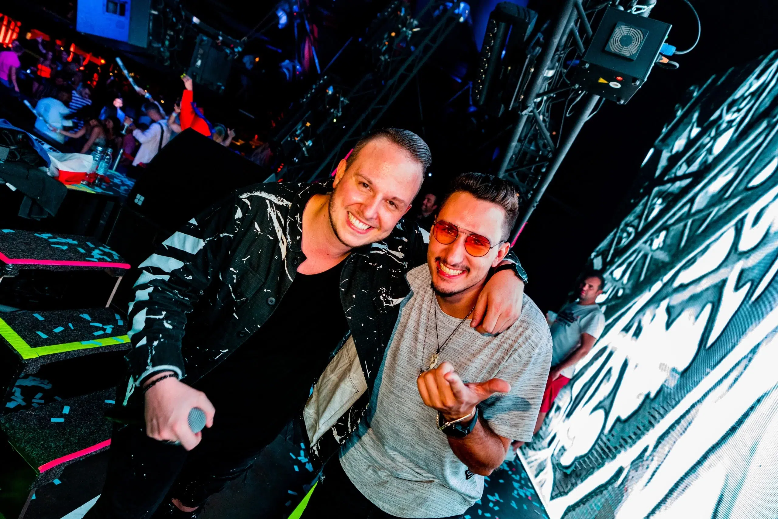 Reportage photo du DJ Chris Willsman au Noa Beach Club - Novalja, Croatie