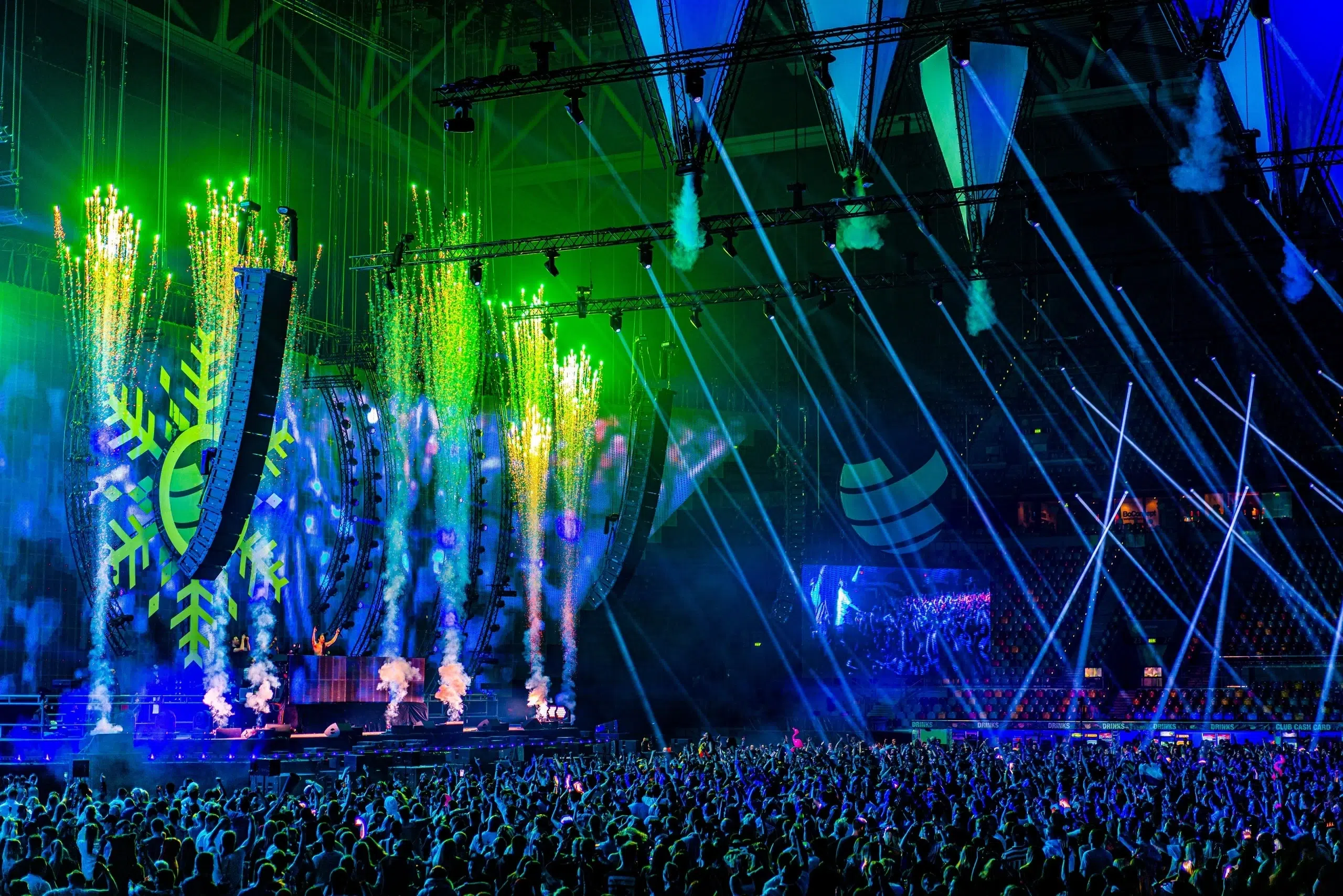 Reportage photo du DJ Steve Aoki au World Club Dome Festival - Francfort, Allemagne